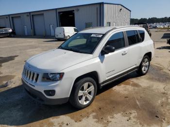  Salvage Jeep Compass