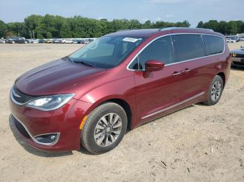  Salvage Chrysler Pacifica