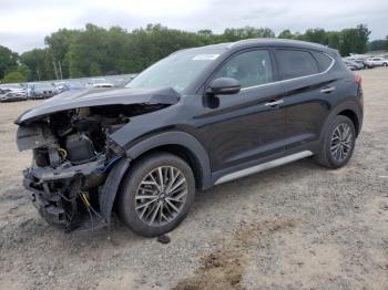  Salvage Hyundai TUCSON