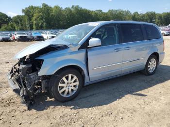  Salvage Chrysler Minivan