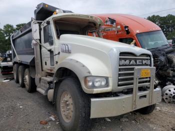  Salvage Mack 700 Gu700