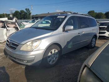  Salvage Hyundai Entourage