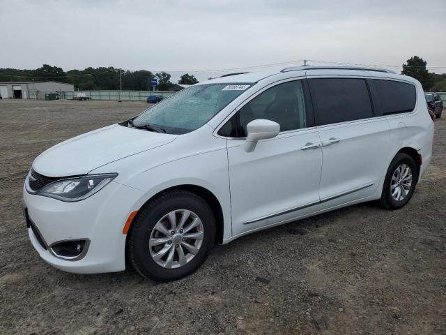  Salvage Chrysler Pacifica