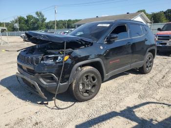  Salvage Jeep Compass