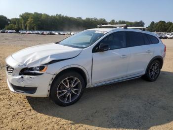  Salvage Volvo V60