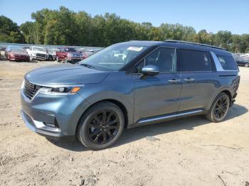  Salvage Kia Carnival