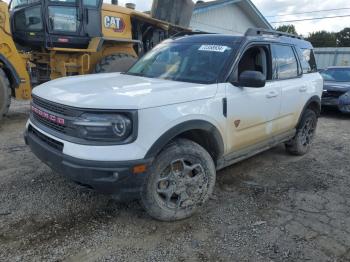  Salvage Ford Bronco