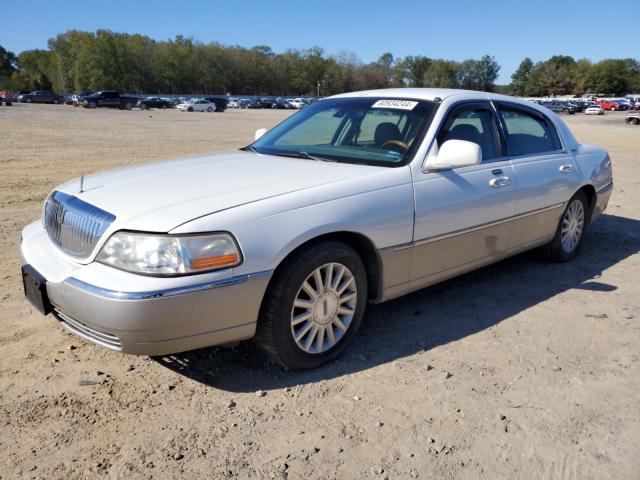  Salvage Lincoln Towncar