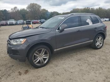  Salvage Volkswagen Touareg