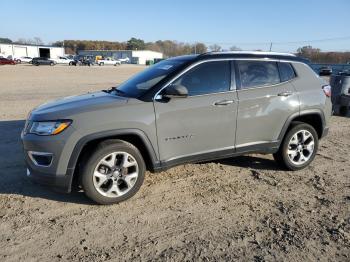  Salvage Jeep Compass