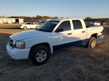  Salvage Dodge Dakota