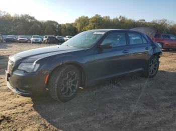  Salvage Chrysler 300