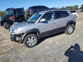  Salvage Hyundai TUCSON