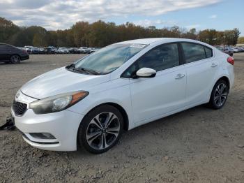  Salvage Kia Forte