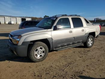  Salvage Chevrolet Avalanche