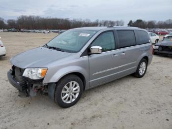  Salvage Chrysler Minivan