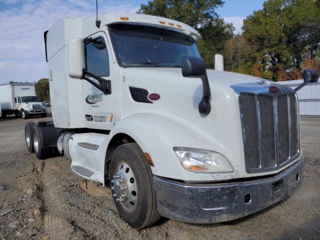  Salvage Peterbilt 579