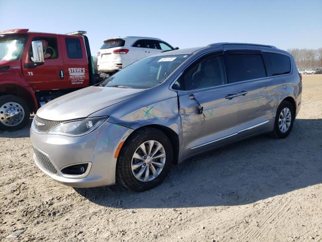  Salvage Chrysler Pacifica