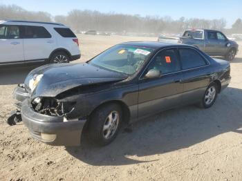  Salvage Lexus Es