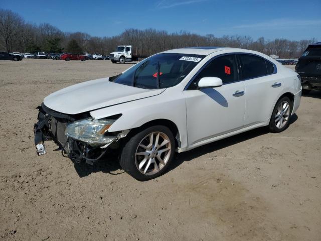  Salvage Nissan Maxima