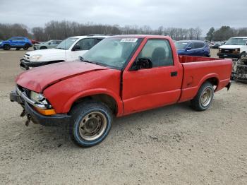  Salvage Chevrolet S-10