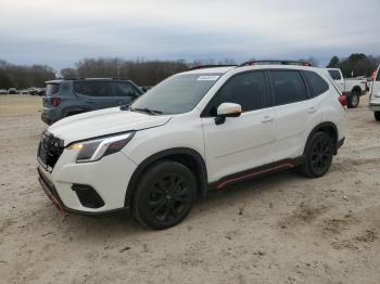  Salvage Subaru Forester