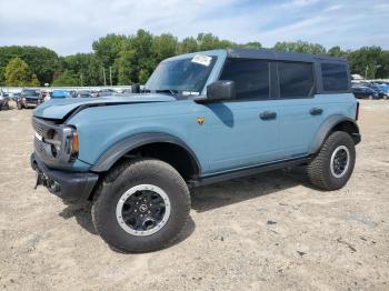  Salvage Ford Bronco