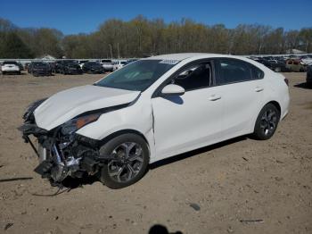  Salvage Kia Forte