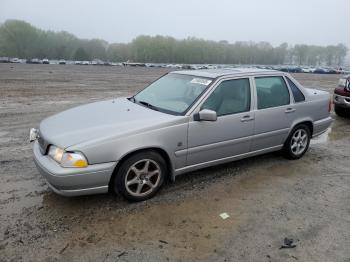  Salvage Volvo S70