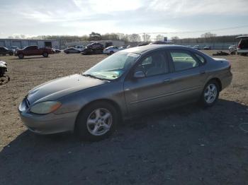  Salvage Ford Taurus
