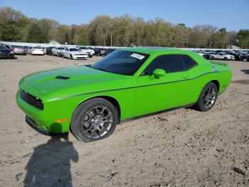  Salvage Dodge Challenger