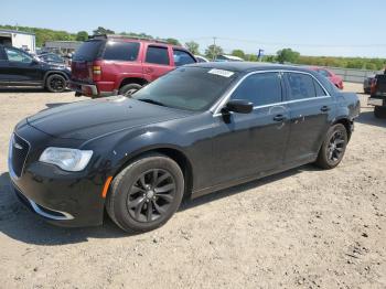  Salvage Chrysler 300