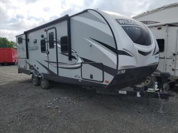  Salvage Hart 5th Wheel
