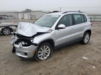  Salvage Volkswagen Tiguan