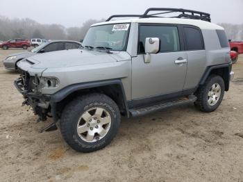  Salvage Toyota FJ Cruiser