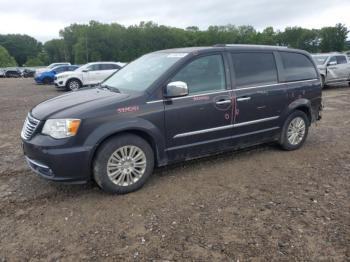  Salvage Chrysler Minivan
