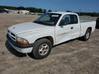  Salvage Dodge Dakota