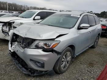  Salvage Nissan Pathfinder