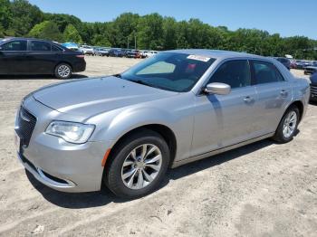  Salvage Chrysler 300