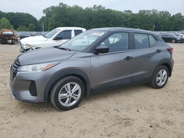  Salvage Nissan Kicks
