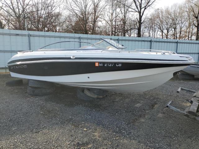  Salvage Tracker Tahoe Boat