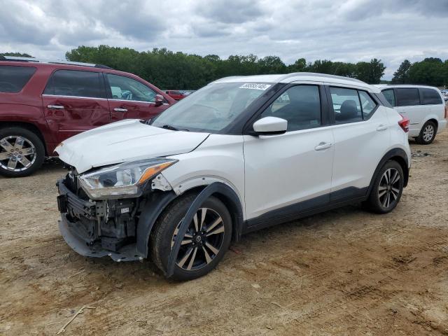  Salvage Nissan Kicks