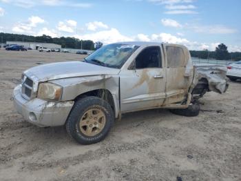  Salvage Dodge Dakota