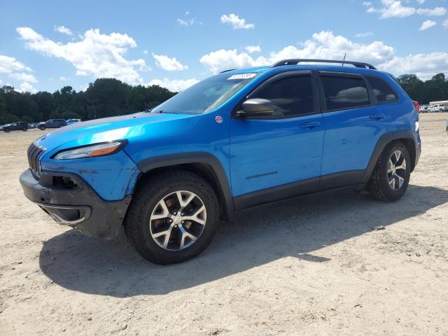  Salvage Jeep Cherokee