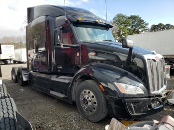 Salvage Peterbilt 579