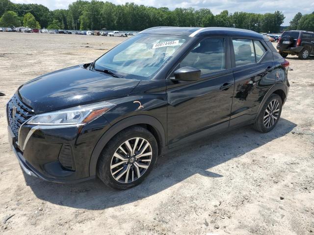  Salvage Nissan Kicks