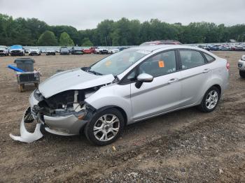  Salvage Ford Fiesta