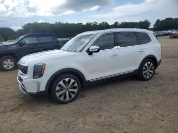  Salvage Kia Telluride