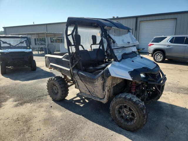  Salvage Honda Sxs700 M2