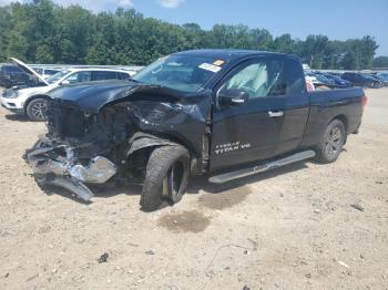  Salvage Nissan Titan